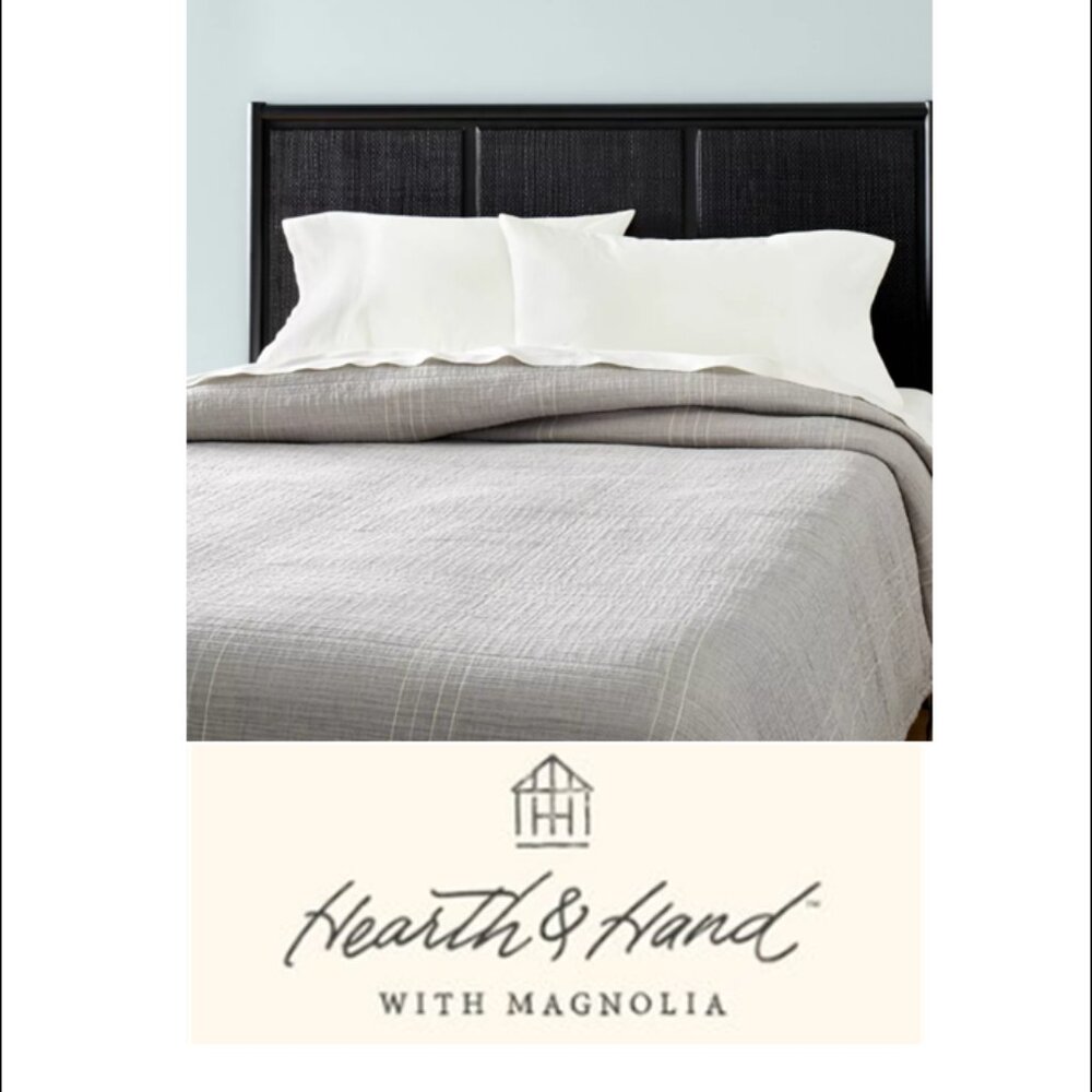 HEARTH & HAND™ w/ MAGNOLIA (Queen)Matelassé Coverlet Gray - Blanket, Comforter